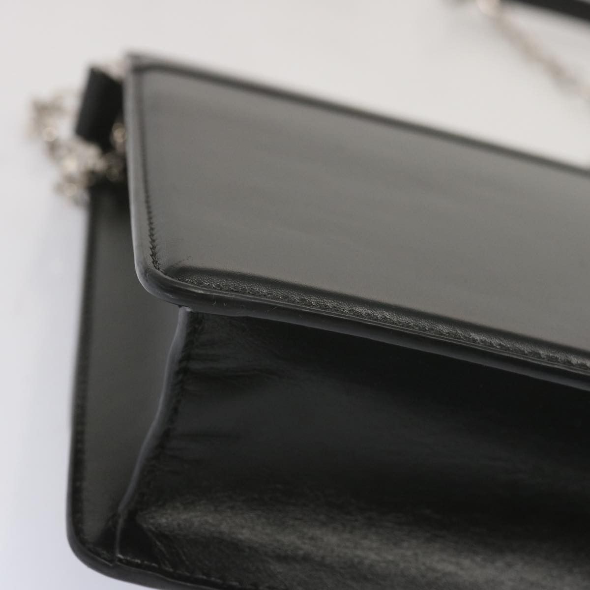 Givenchy Givenchy 4G Chain Crossbody Bag Leather Size ONE SIZE - 9 Thumbnail