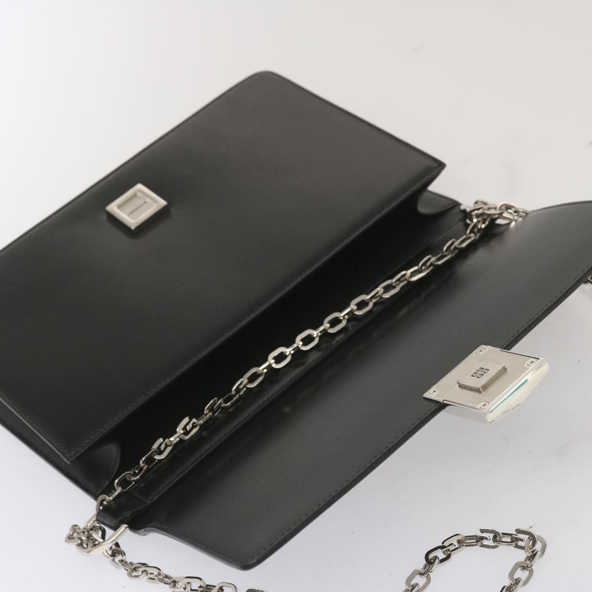 Givenchy Givenchy 4G Chain Crossbody Bag Leather Size ONE SIZE - 16 Thumbnail