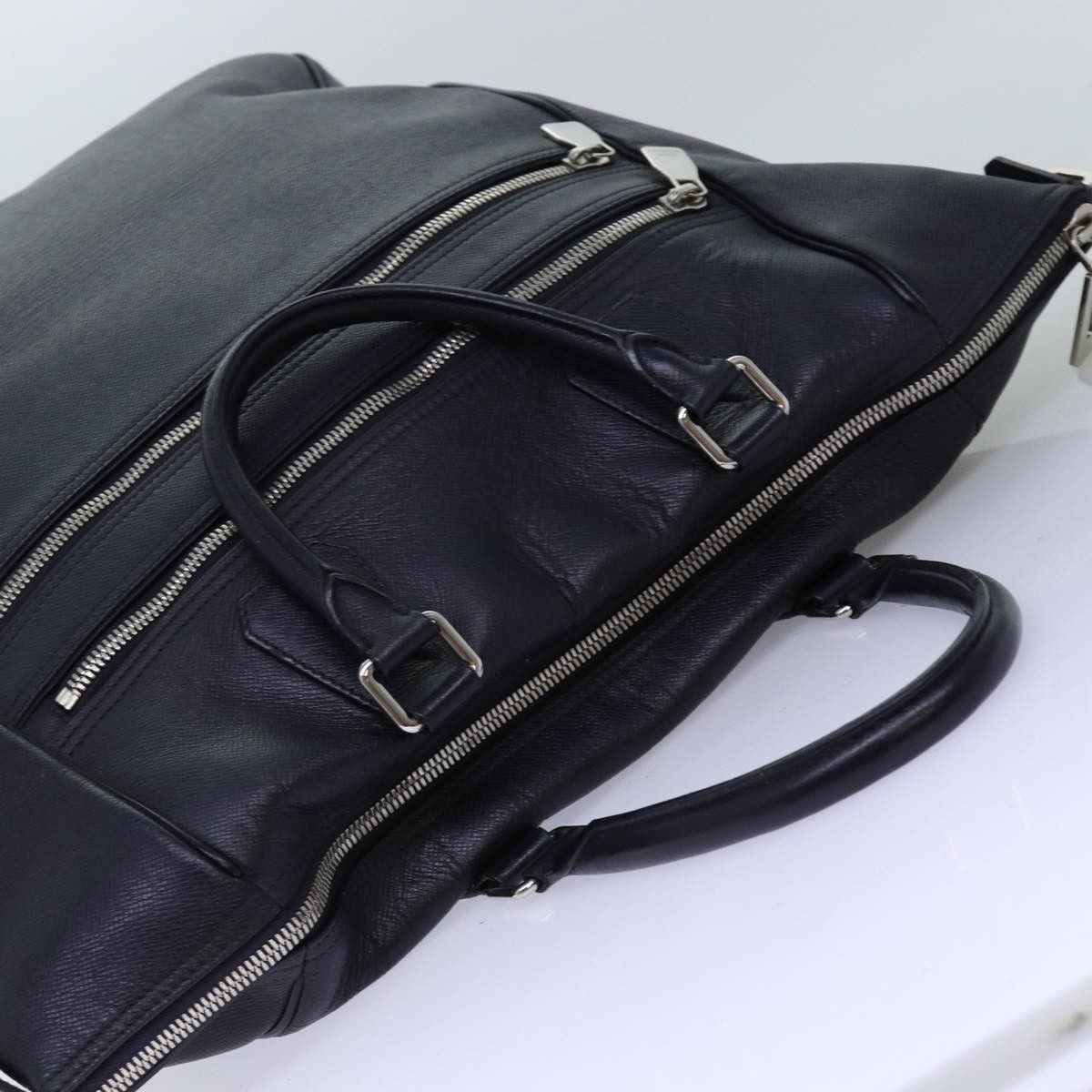 Louis Vuitton Louis Vuitton Zippe Cabas Taiga Leather Size ONE SIZE - 16 Thumbnail