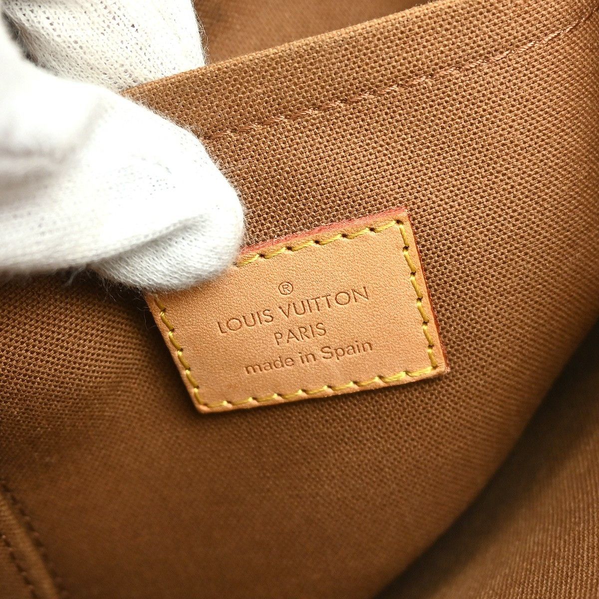 Louis Vuitton Louis Vuitton Odeon Handbag Monogram Canvas Size ONE SIZE - 4 Thumbnail