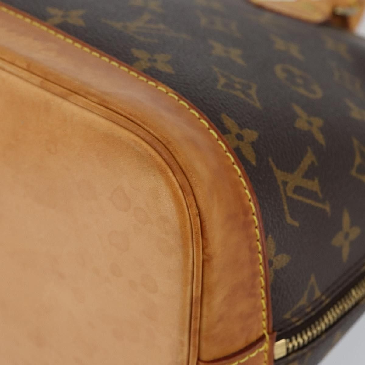 Louis Vuitton Louis Vuitton Alma Handbag Monogram Canvas Size ONE SIZE - 9 Thumbnail