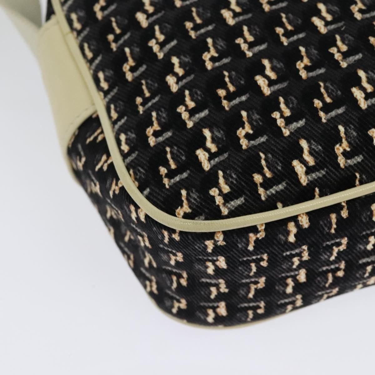 Chanel Chanel Vintage Clover Camera Bag Printed Canvas Size ONE SIZE - 12 Thumbnail