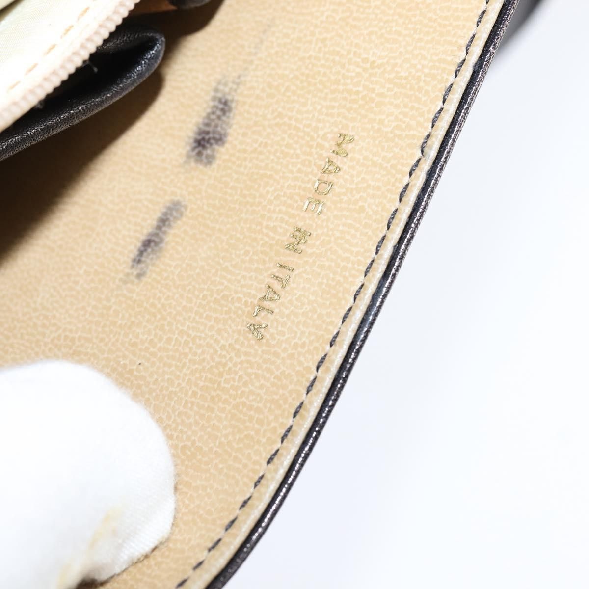 Celine Celine Vintage Triomphe Shoulder Bag Leather Size ONE SIZE - 7 Thumbnail