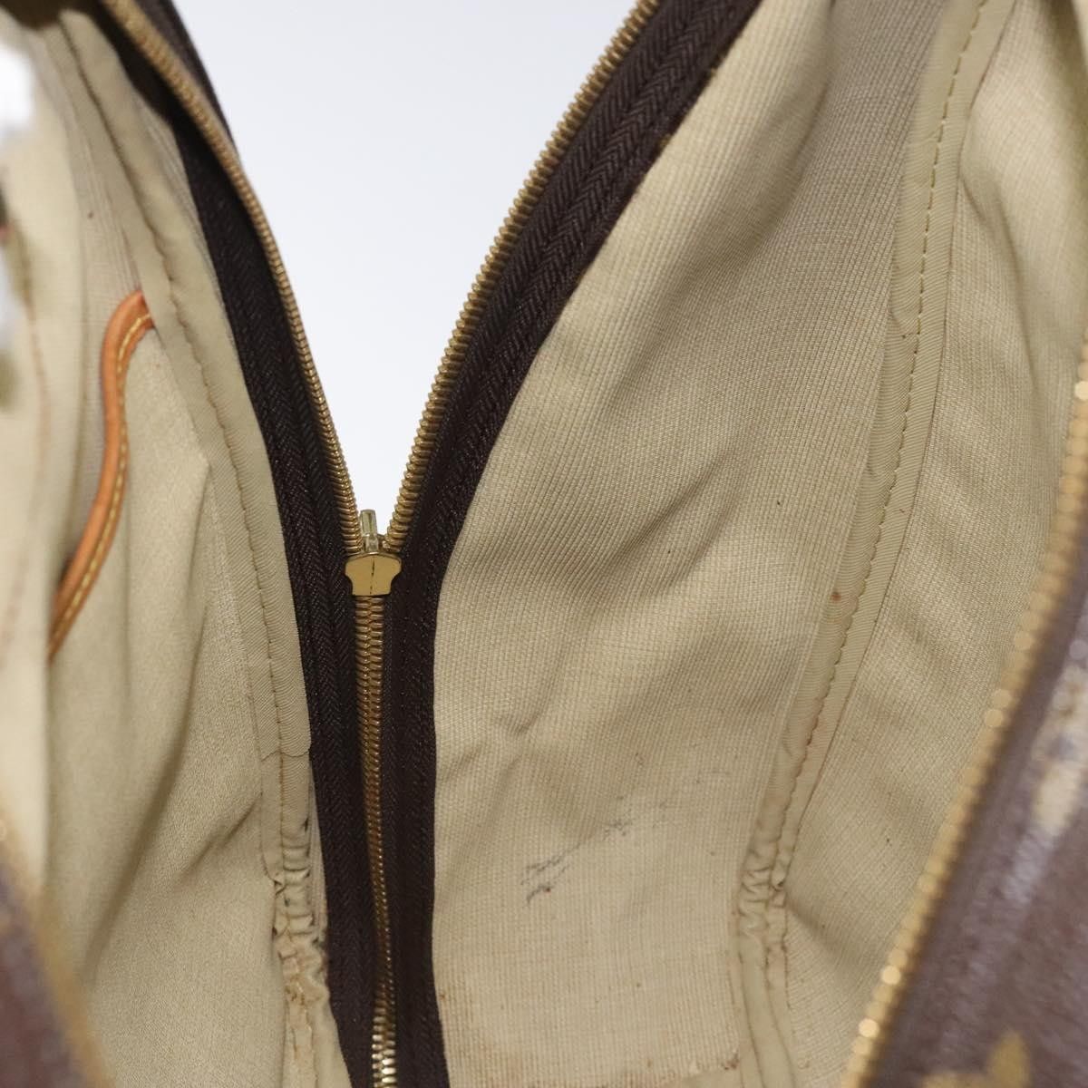 Louis Vuitton Louis Vuitton Excursion Handbag Monogram Canvas Size ONE SIZE - 20 Thumbnail