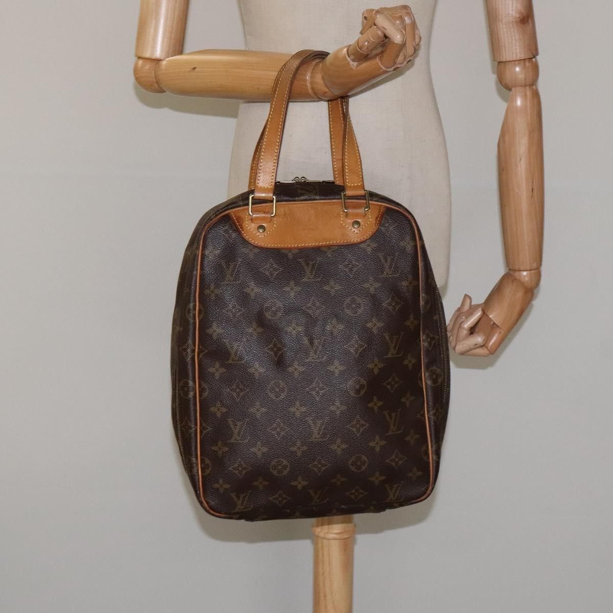 Louis Vuitton Louis Vuitton Excursion Handbag Monogram Canvas Size ONE SIZE - 14 Thumbnail
