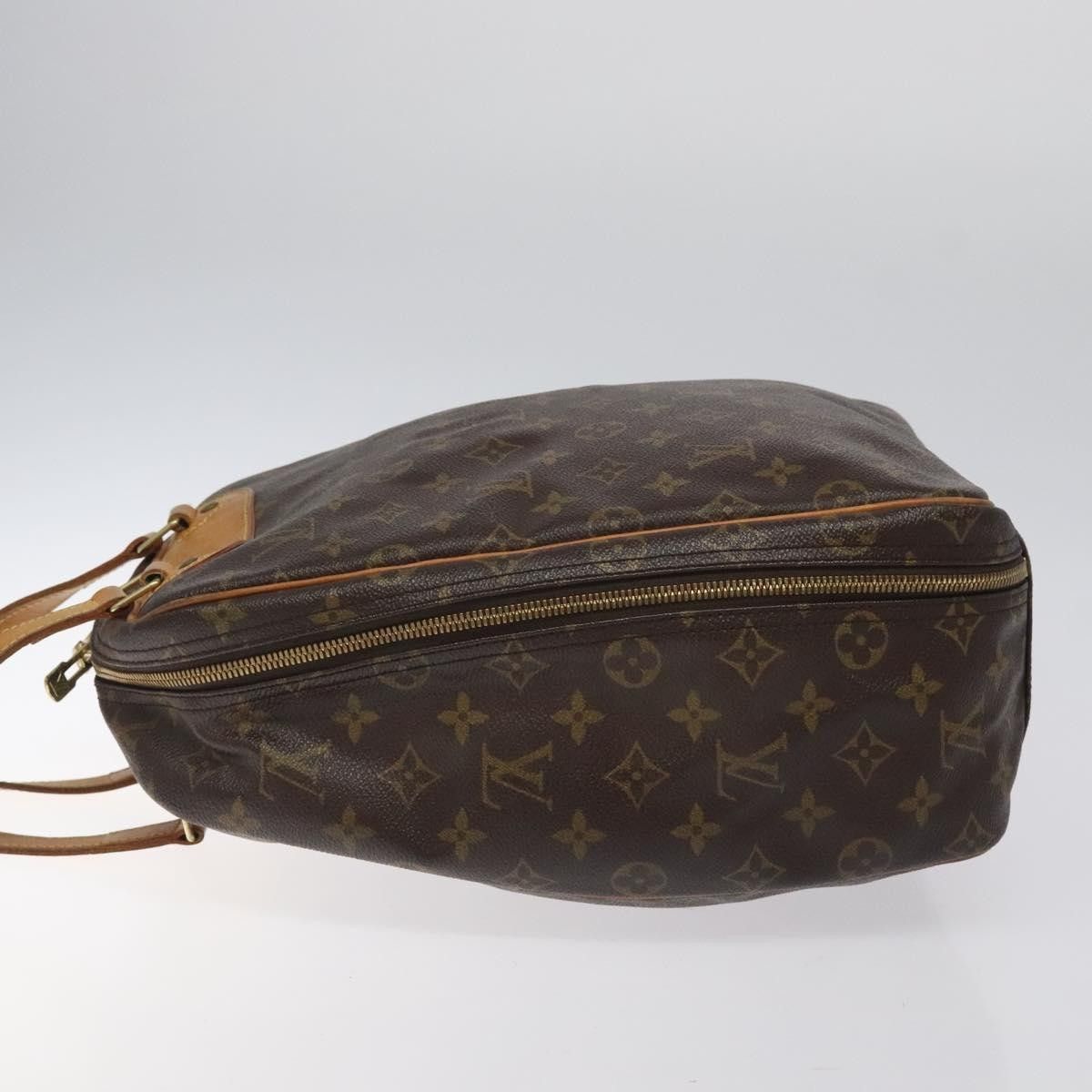 Louis Vuitton Louis Vuitton Excursion Handbag Monogram Canvas Size ONE SIZE - 4 Thumbnail