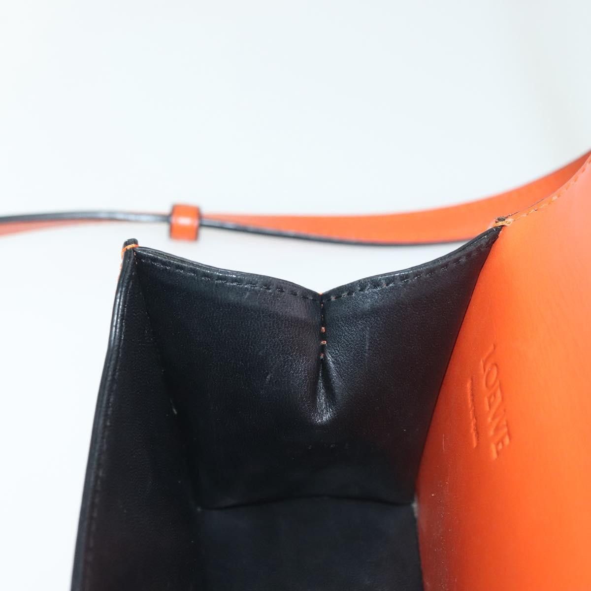 Loewe Loewe Barcelona Shoulder Bag Leather Size ONE SIZE - 23 Thumbnail