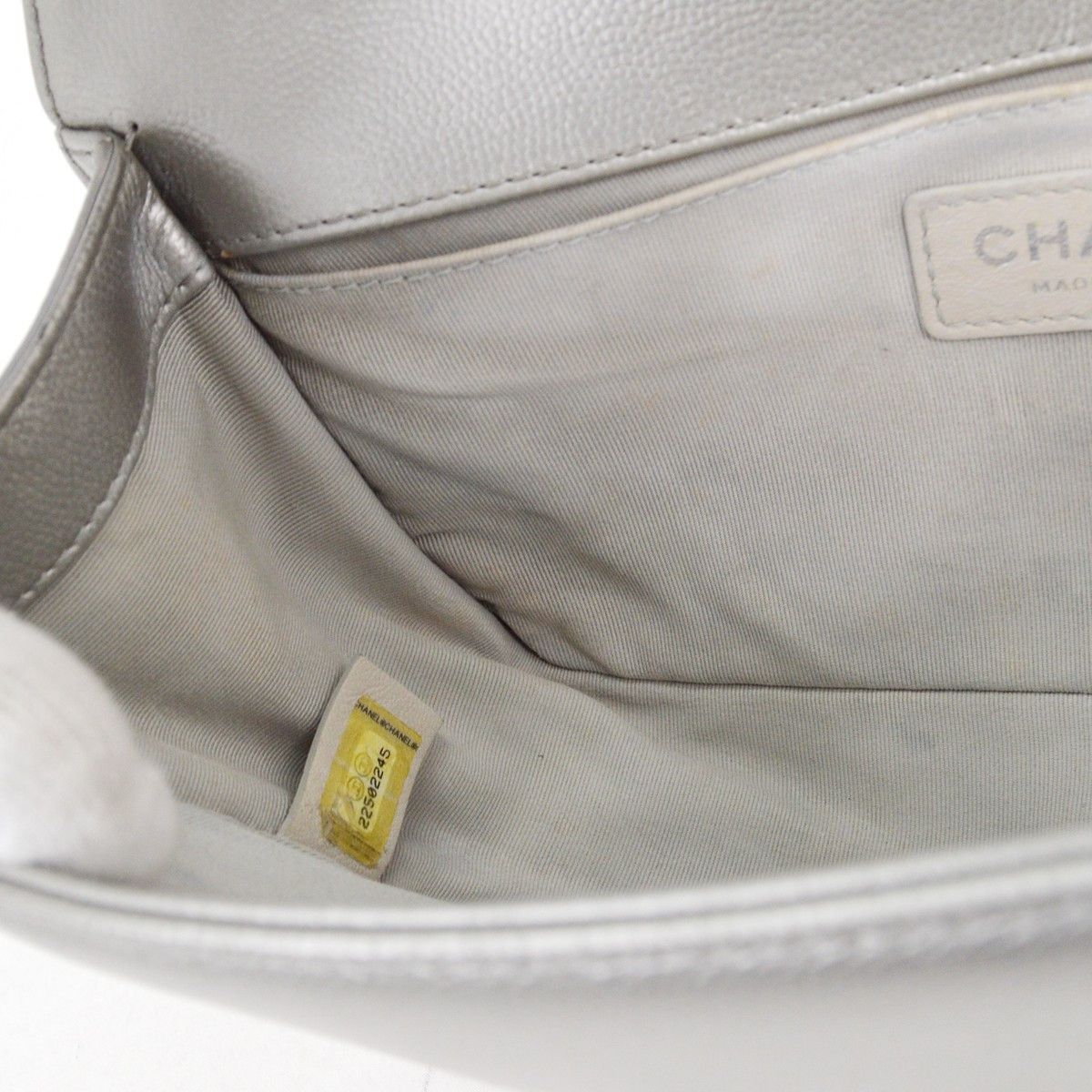 Chanel Chanel Boy Flap Bag Chevron Caviar Size ONE SIZE - 7 Thumbnail