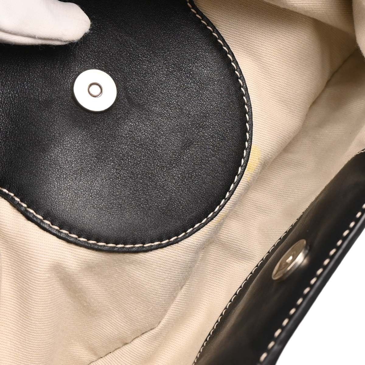 Salvatore Ferragamo Salvatore Ferragamo Gancini Shoulder Bag Leather Size ONE SIZE - 9 Thumbnail