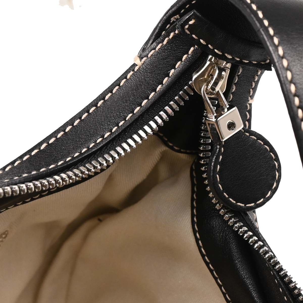 Salvatore Ferragamo Salvatore Ferragamo Gancini Shoulder Bag Leather Size ONE SIZE - 8 Thumbnail