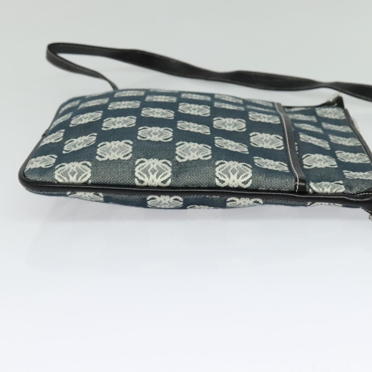 Loewe Loewe Anagram Shoulder Bag Canvas Size ONE SIZE - 4 Thumbnail
