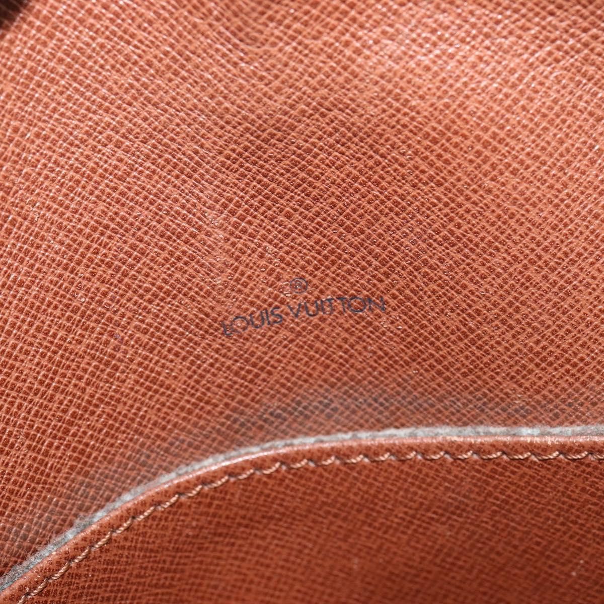 Louis Vuitton Louis Vuitton Saint Cloud Handbag Monogram Canvas Size ONE SIZE - 18 Thumbnail