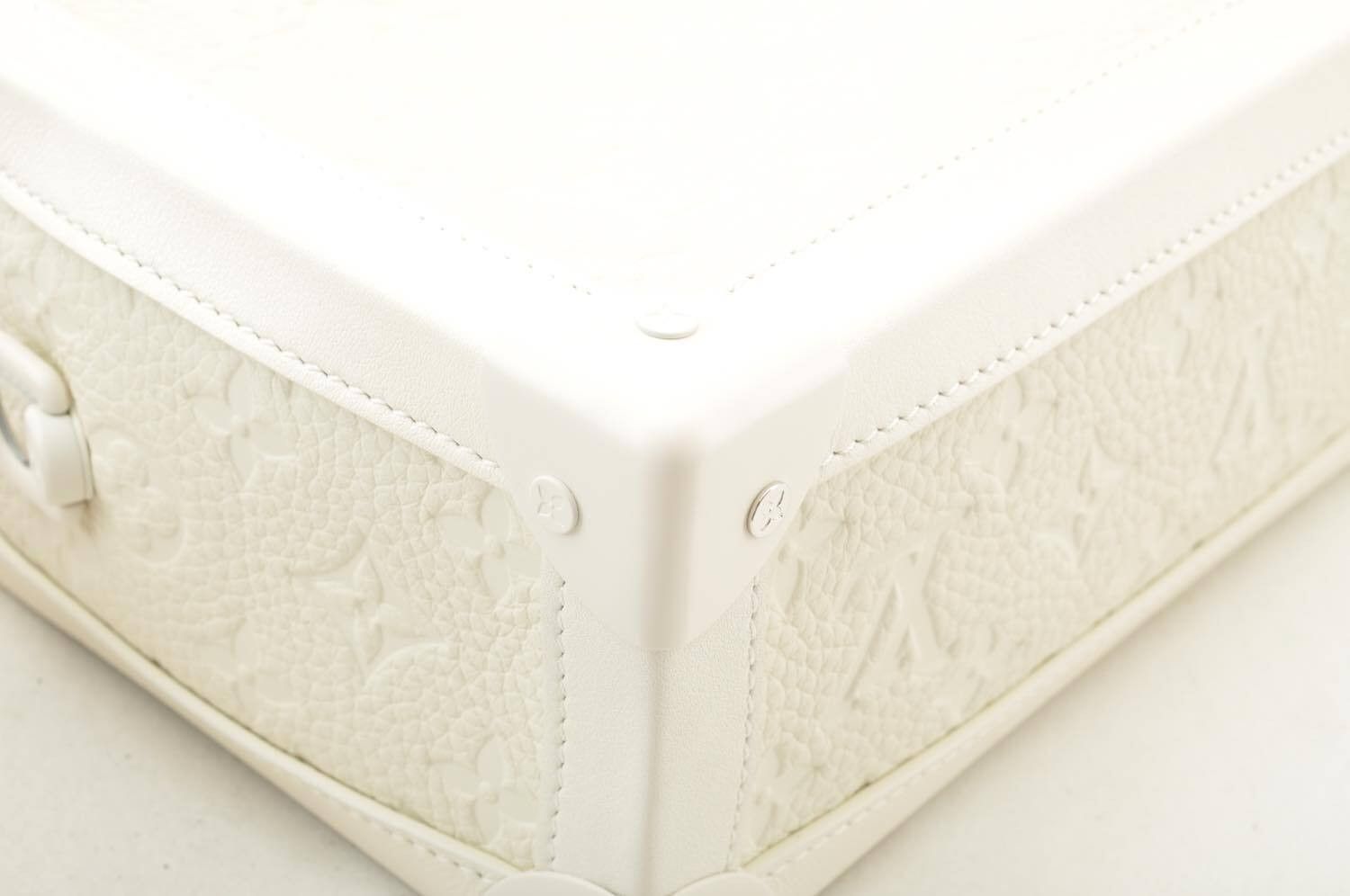 Louis Vuitton Louis Vuitton Soft Trunk Bag Monogram Taurillon Leather Size ONE SIZE - 9 Thumbnail