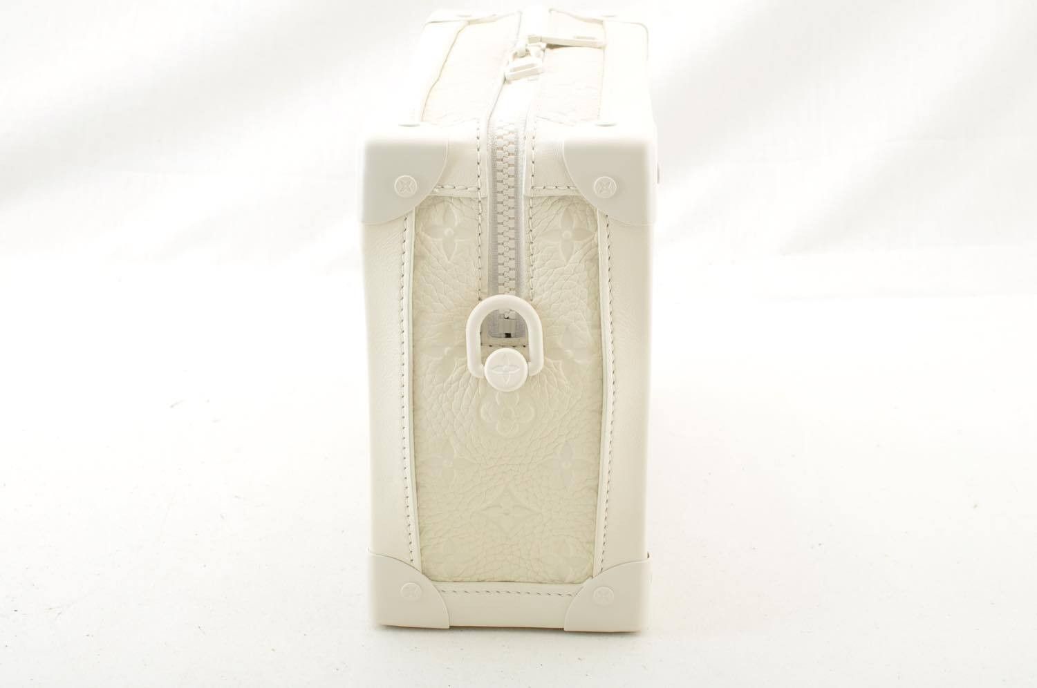 Louis Vuitton Louis Vuitton Soft Trunk Bag Monogram Taurillon Leather Size ONE SIZE - 4 Thumbnail