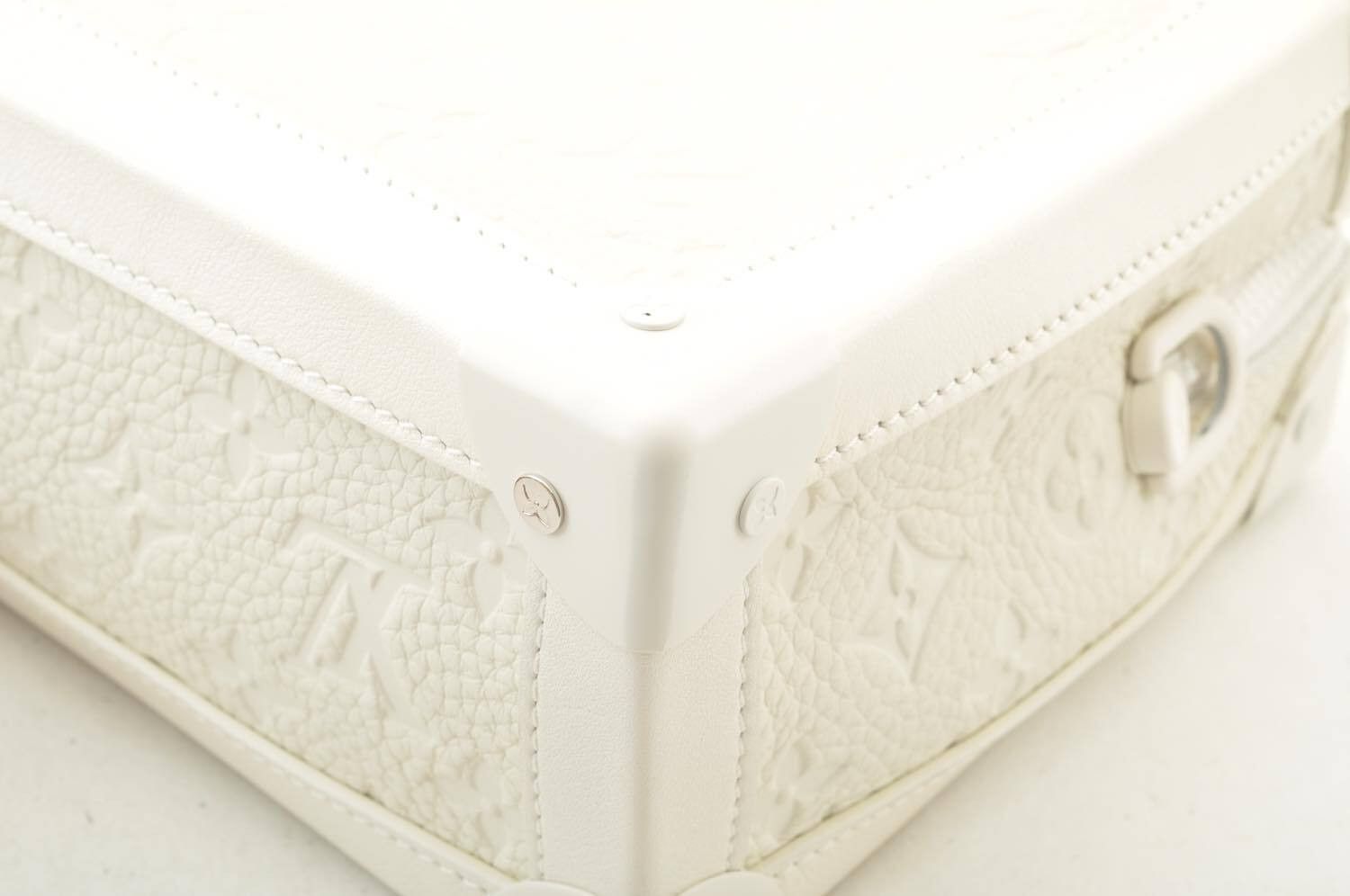 Louis Vuitton Louis Vuitton Soft Trunk Bag Monogram Taurillon Leather Size ONE SIZE - 11 Thumbnail