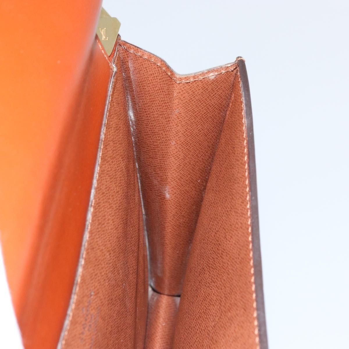 Louis Vuitton Louis Vuitton Grenelle Epi Leather Size ONE SIZE - 16 Thumbnail