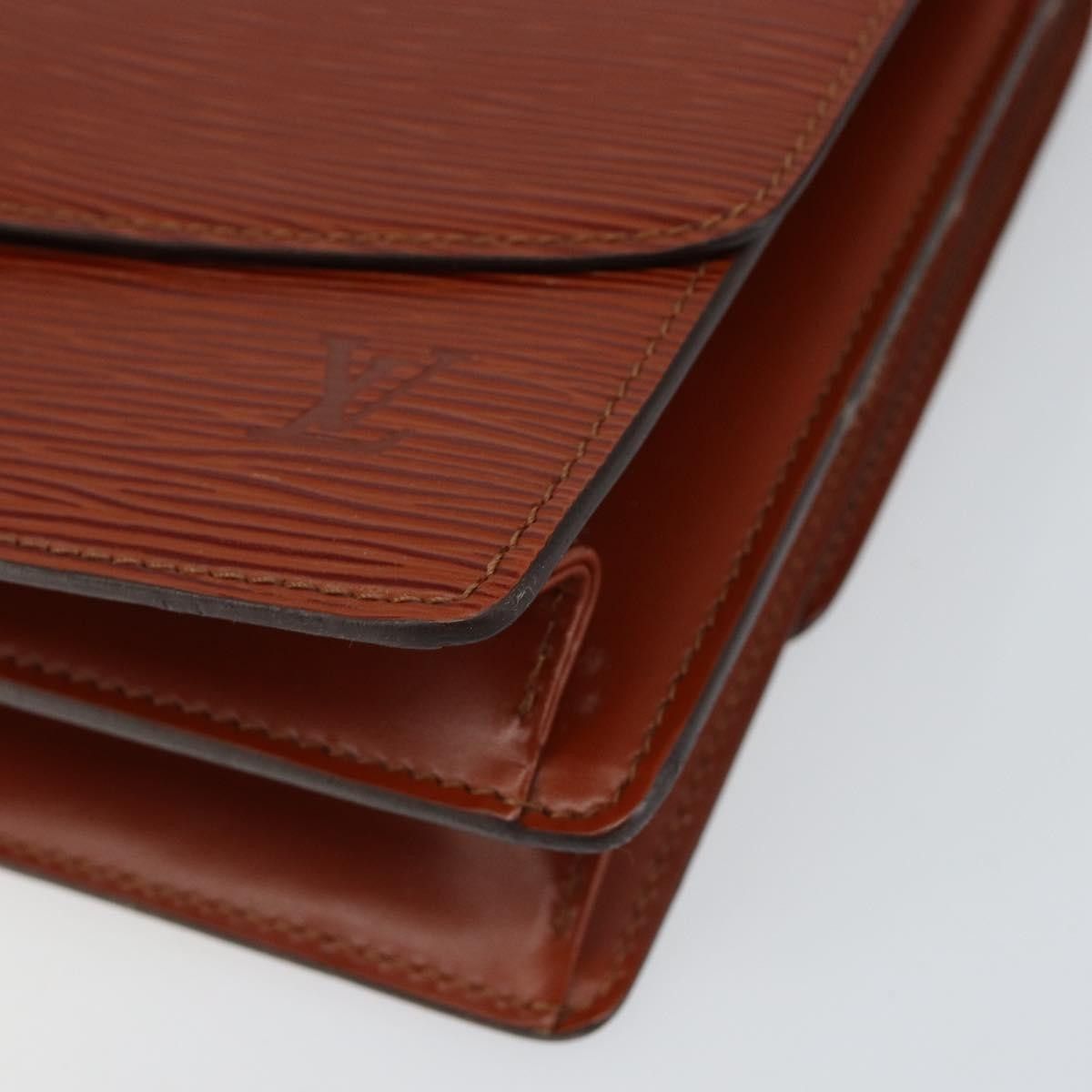 Louis Vuitton Louis Vuitton Grenelle Epi Leather Size ONE SIZE - 12 Thumbnail