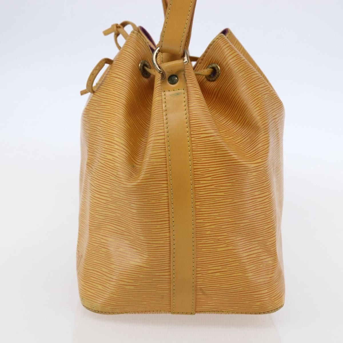 Louis Vuitton Louis Vuitton Petit Noe Handbag Epi Leather Size ONE SIZE - 4 Thumbnail