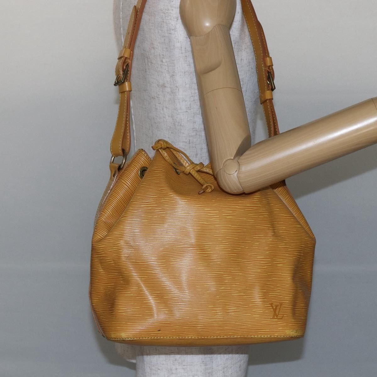 Louis Vuitton Louis Vuitton Petit Noe Handbag Epi Leather Size ONE SIZE - 13 Thumbnail