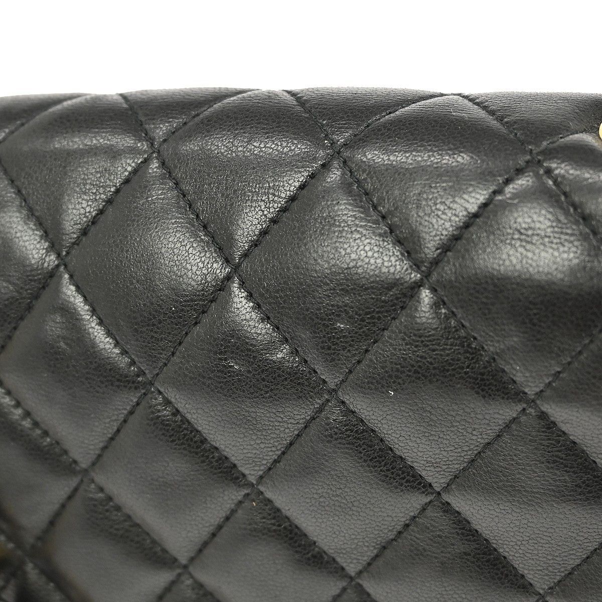 Chanel Chanel Vintage Round CC Chain Crossbody Bag Quilted Lambskin Size ONE SIZE - 10 Thumbnail