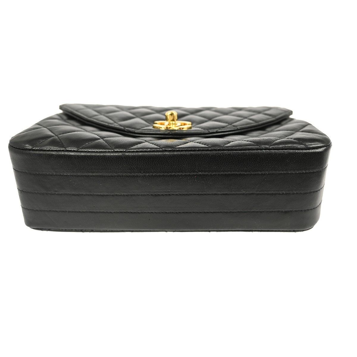 Chanel Chanel Vintage Round CC Chain Crossbody Bag Quilted Lambskin Size ONE SIZE - 6 Thumbnail