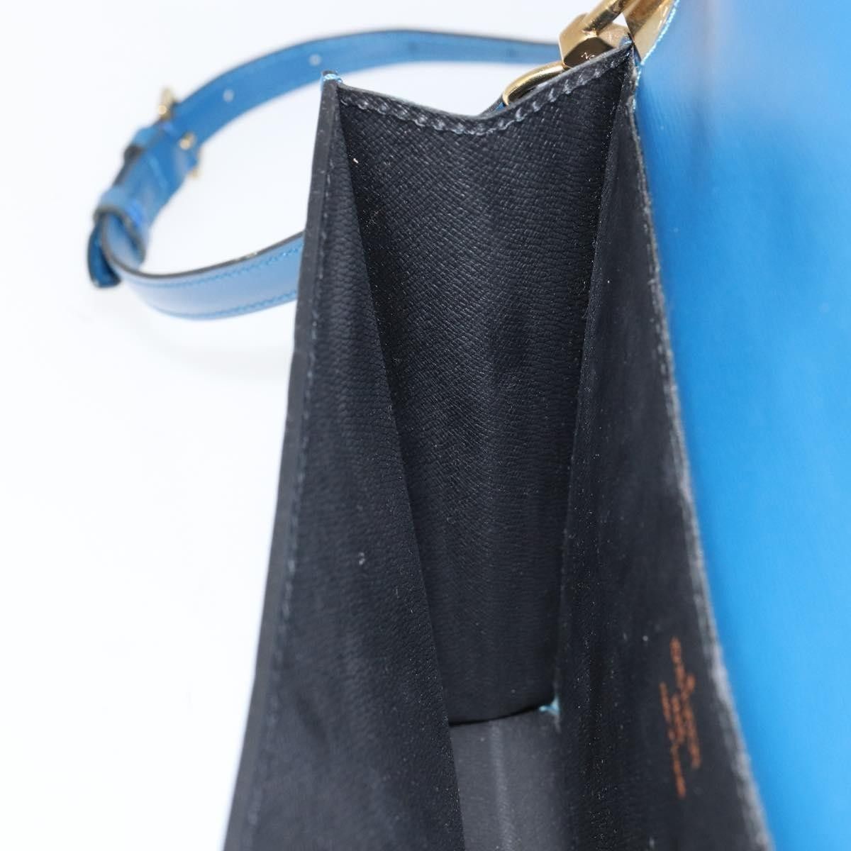 Louis Vuitton Louis Vuitton Grenelle Shoulder Bag Epi Leather Size ONE SIZE - 18 Thumbnail