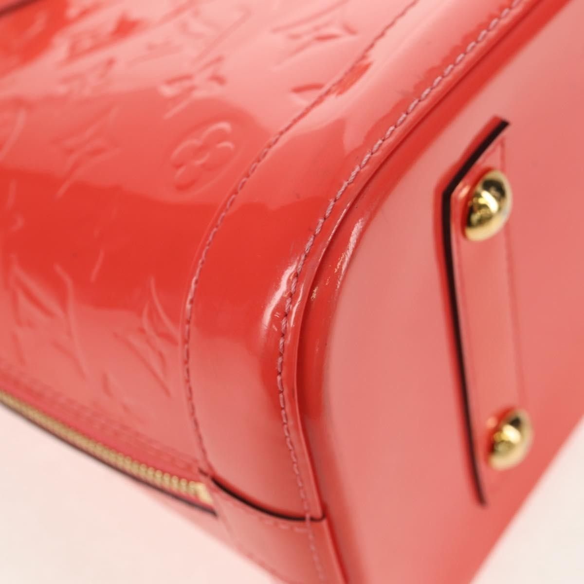 Louis Vuitton Louis Vuitton Alma Handbag Monogram Vernis Size ONE SIZE - 9 Thumbnail