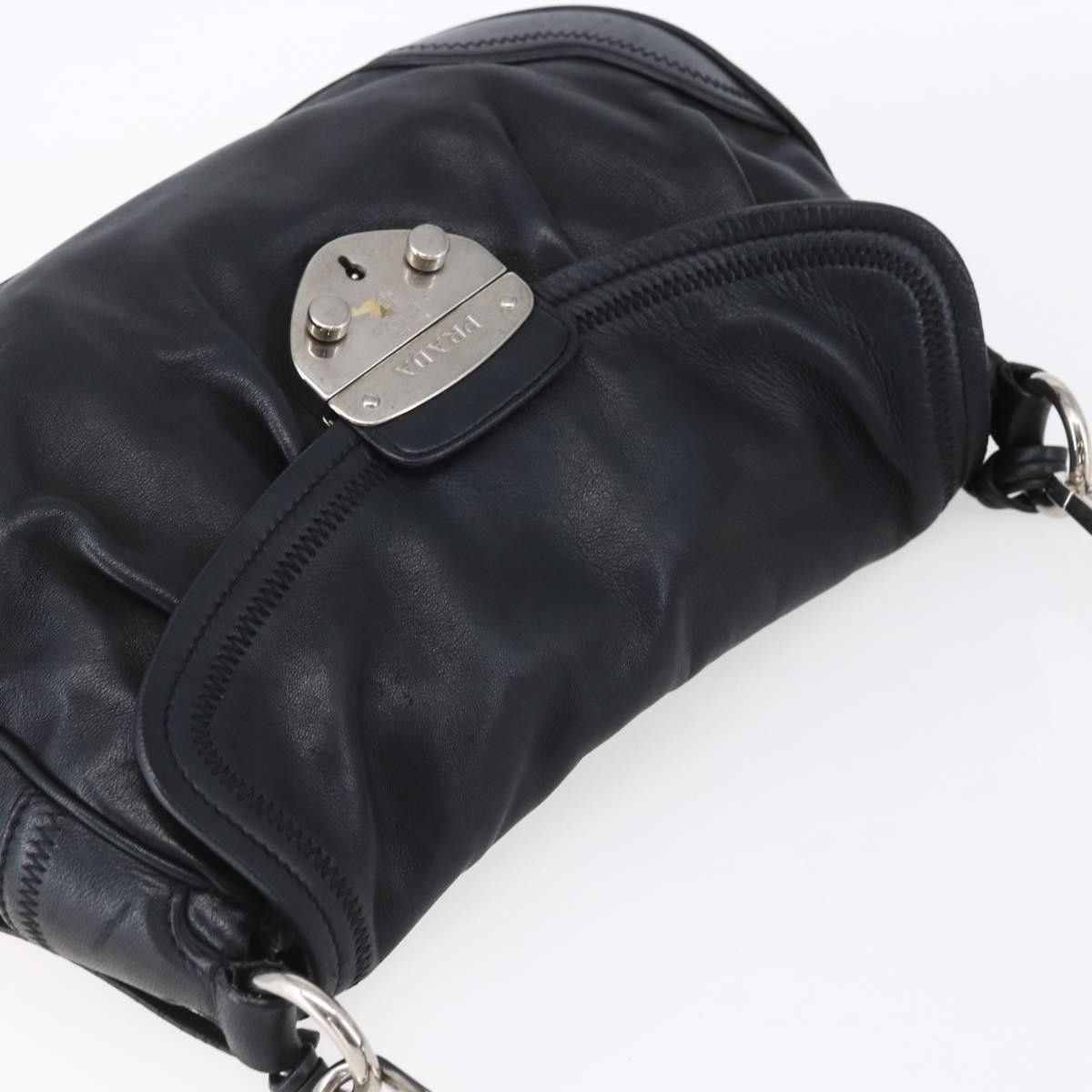 Prada Prada Pushlock Shoulder Bag Leather Size ONE SIZE - 18 Thumbnail