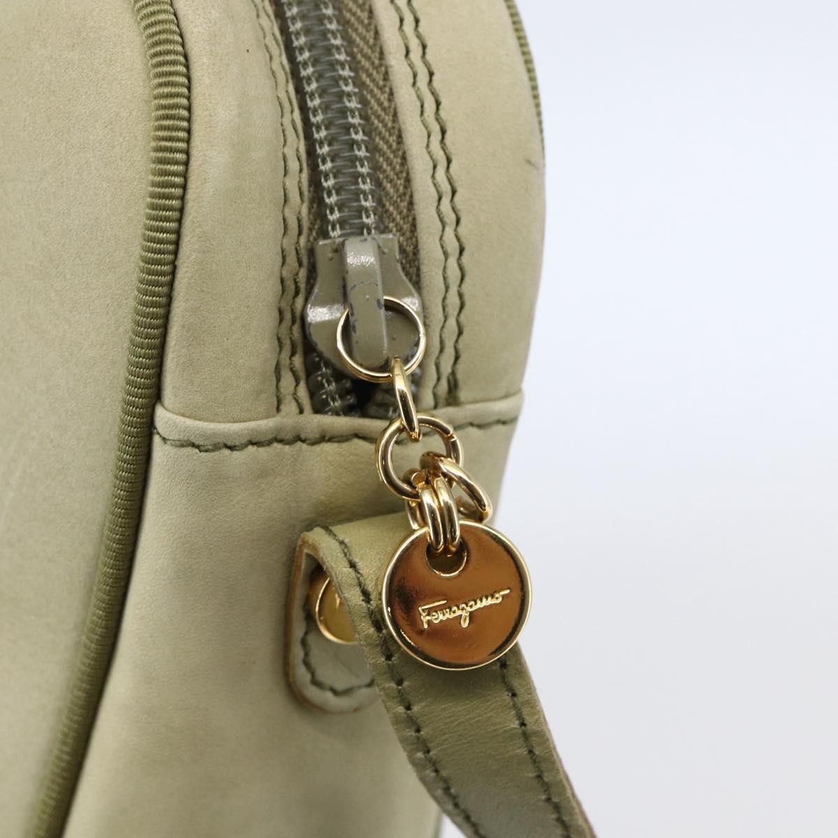 Salvatore Ferragamo Salvatore Ferragamo Vala Shoulder Bag Suede Size ONE SIZE - 12 Thumbnail