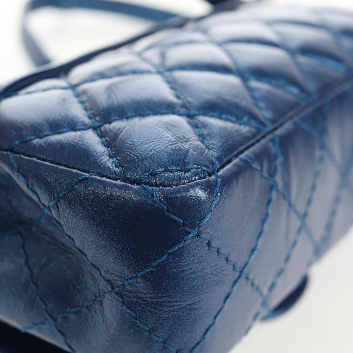 Chanel Chanel Reissue 2.55 Flap Bag Quilted Calfskin Size ONE SIZE - 11 Thumbnail