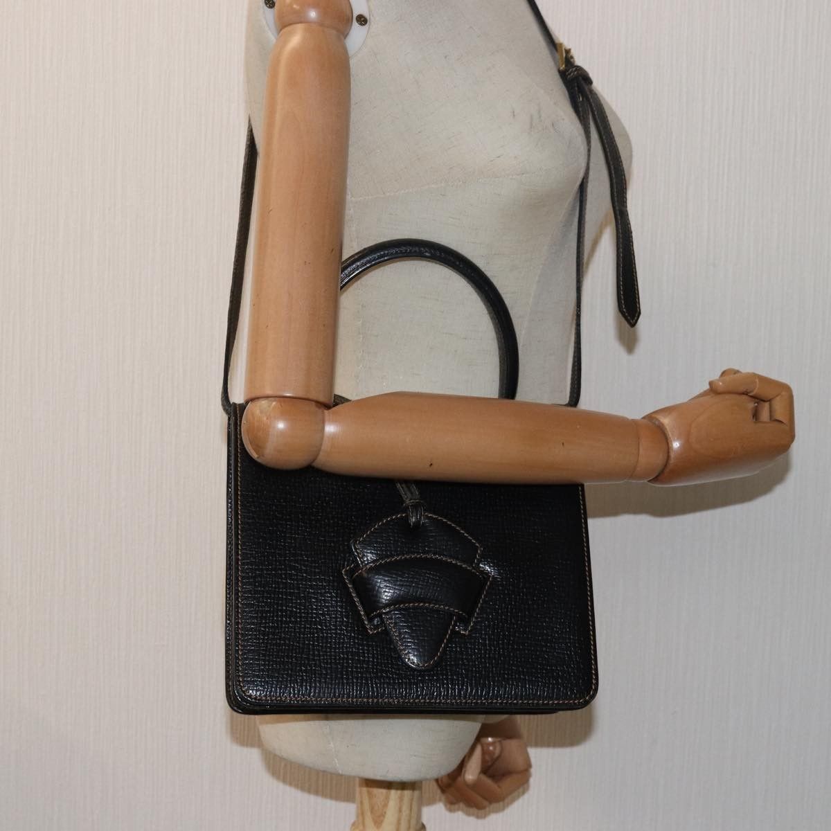 Loewe Loewe Barcelona Shoulder Bag Leather Size ONE SIZE - 13 Thumbnail