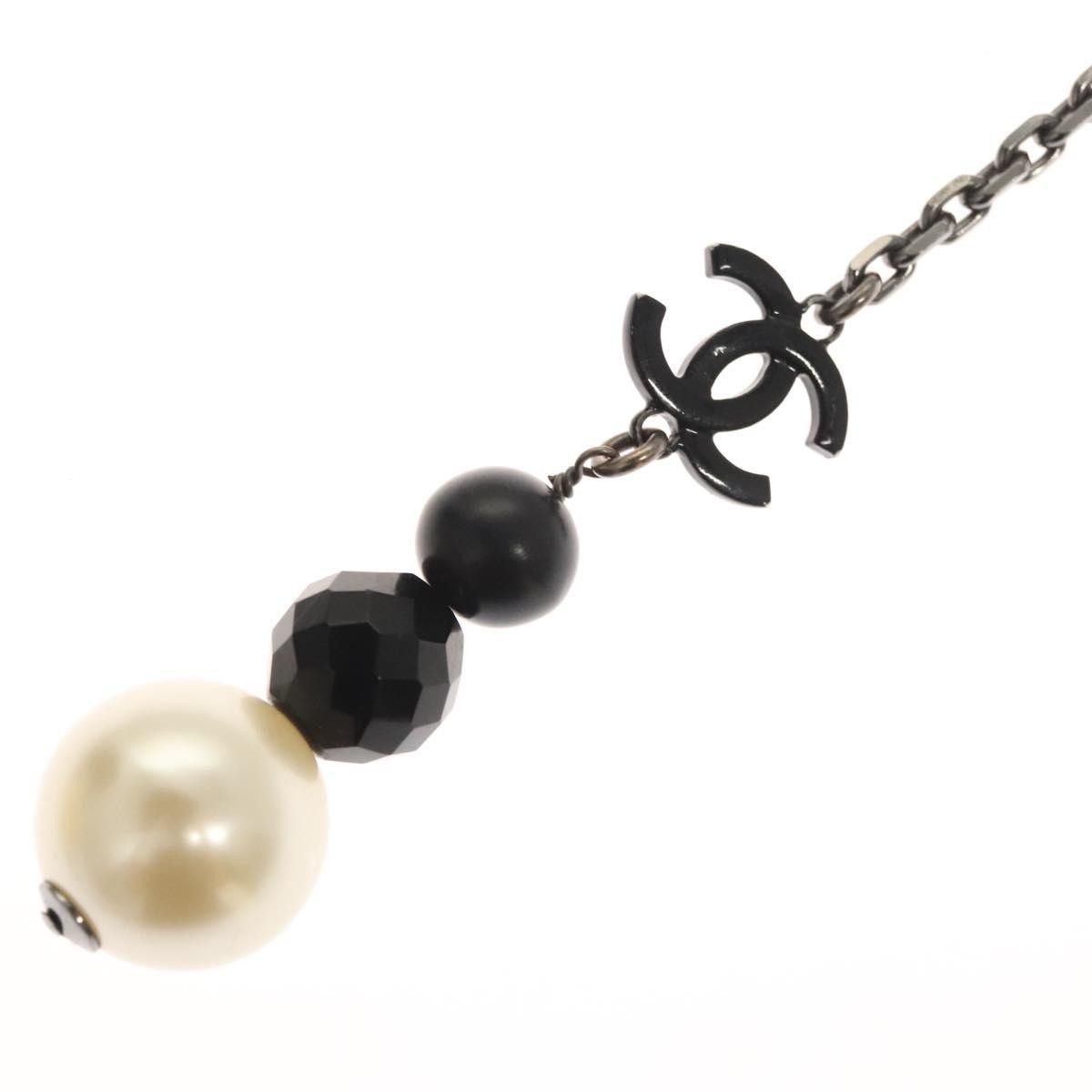 Chanel CC Pearl Necklace Faux Pearls and Metal