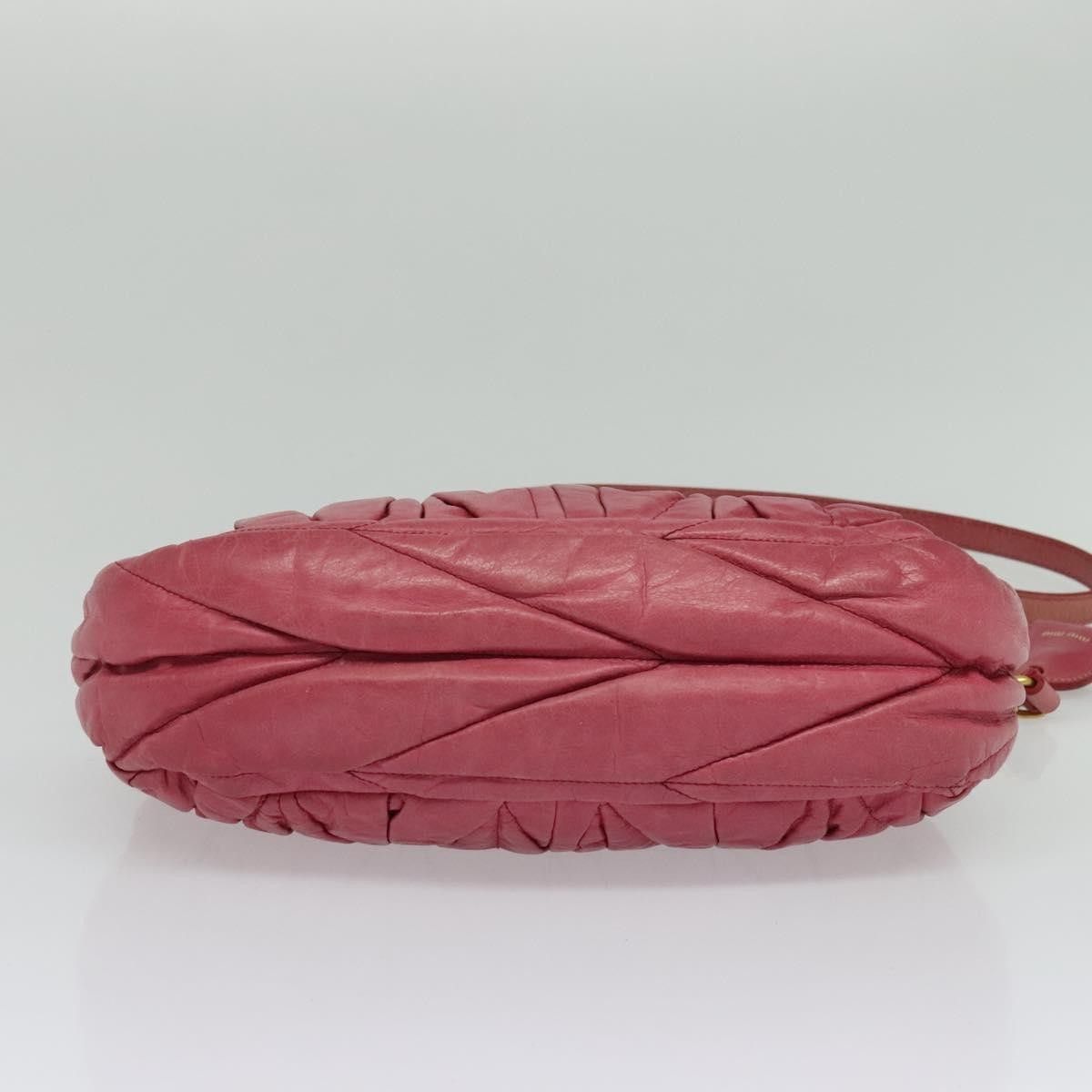 Miu Miu Miu Miu Coffer Convertible Hobo Matelasse Leather Size ONE SIZE - 19 Thumbnail