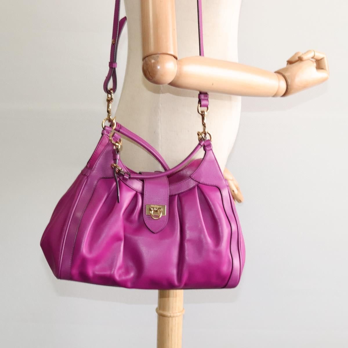 Salvatore Ferragamo Salvatore Ferragamo Gancini Shoulder Bag Leather Size ONE SIZE - 15 Thumbnail