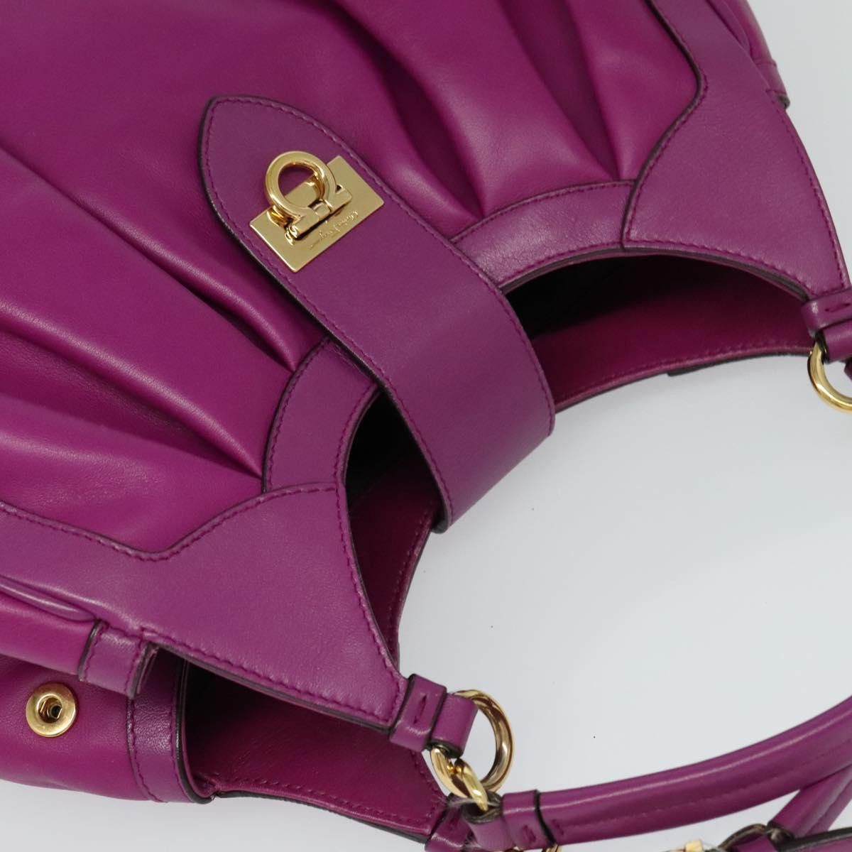 Salvatore Ferragamo Salvatore Ferragamo Gancini Shoulder Bag Leather Size ONE SIZE - 16 Thumbnail