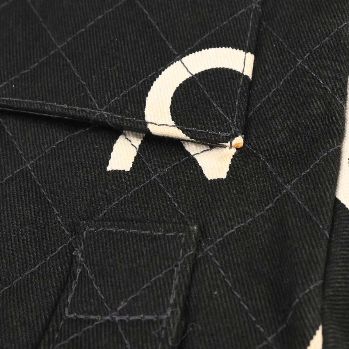 Chanel Chanel Vintage Coco Logo Zip Around Handle Bag Quilted Printed Canvas Size ONE SIZE - 8 Thumbnail
