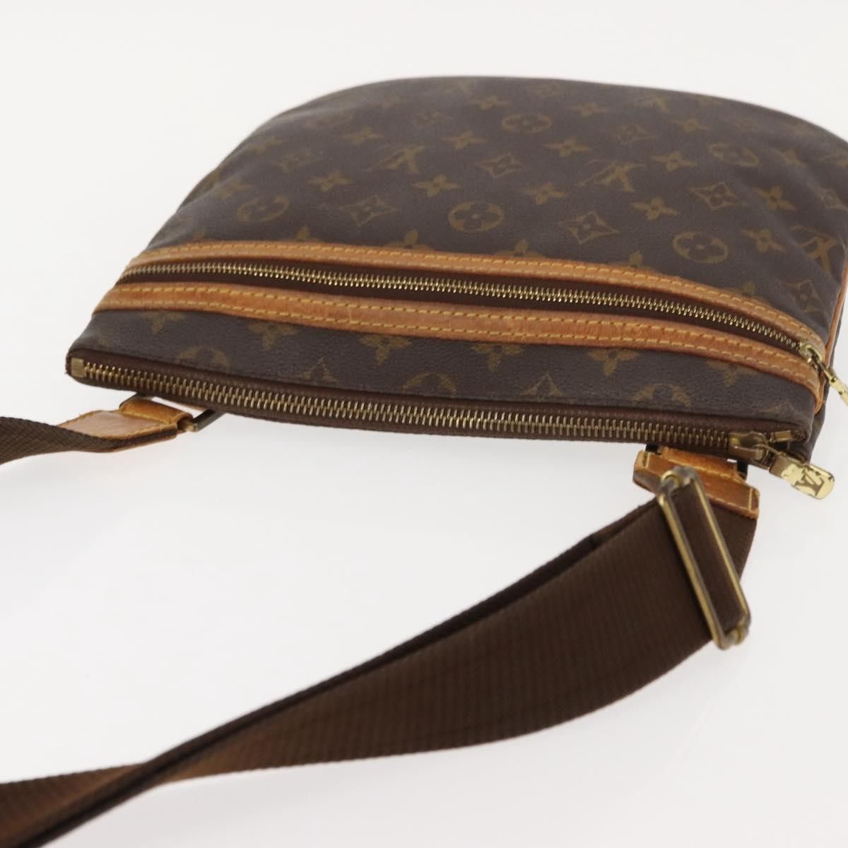 Louis Vuitton Louis Vuitton Bosphore Pochette Monogram Canvas Size ONE SIZE - 16 Thumbnail