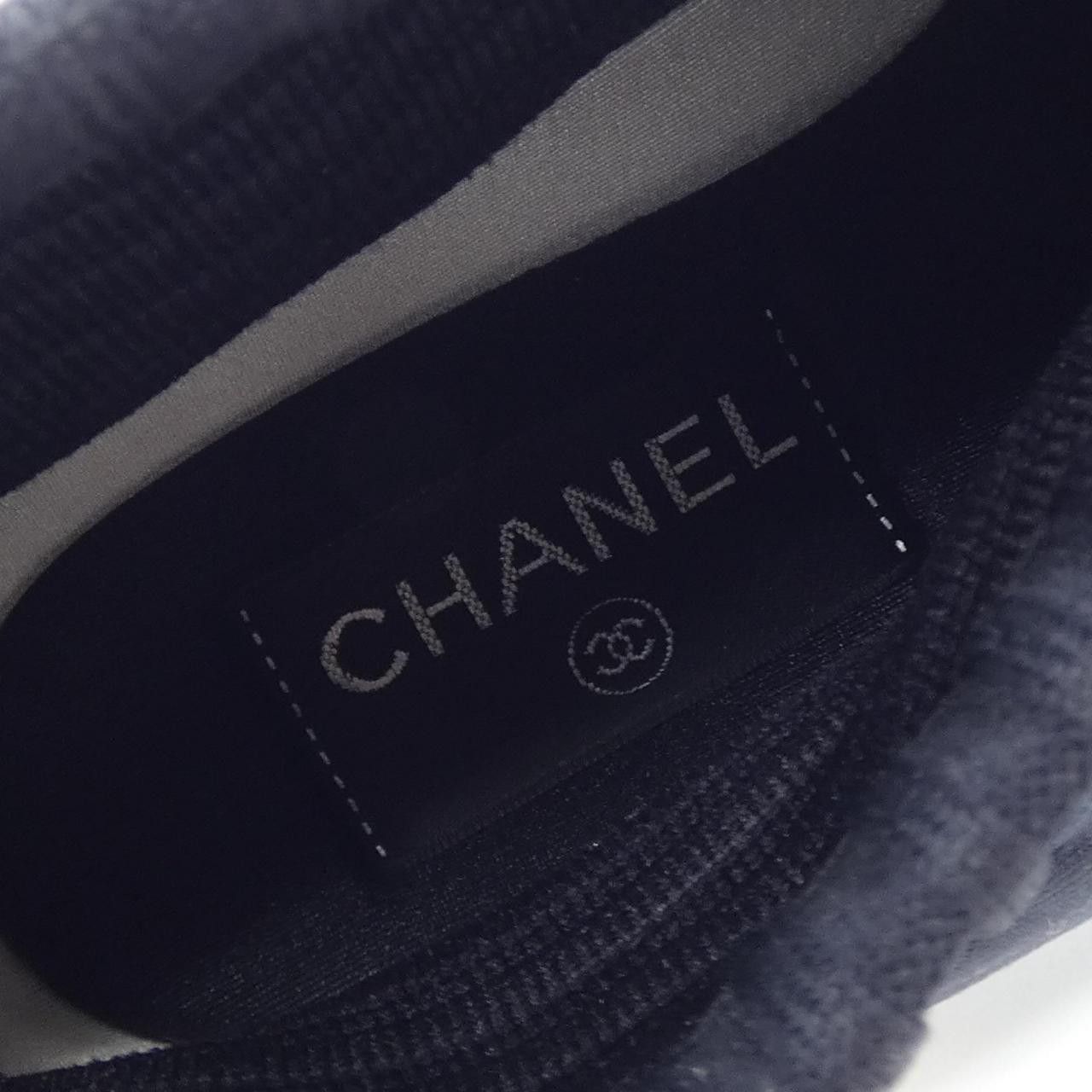 Chanel Chanel Chanel Sneakers Leather Shoes DUTY FREE for USA Size ONE SIZE - 6 Thumbnail