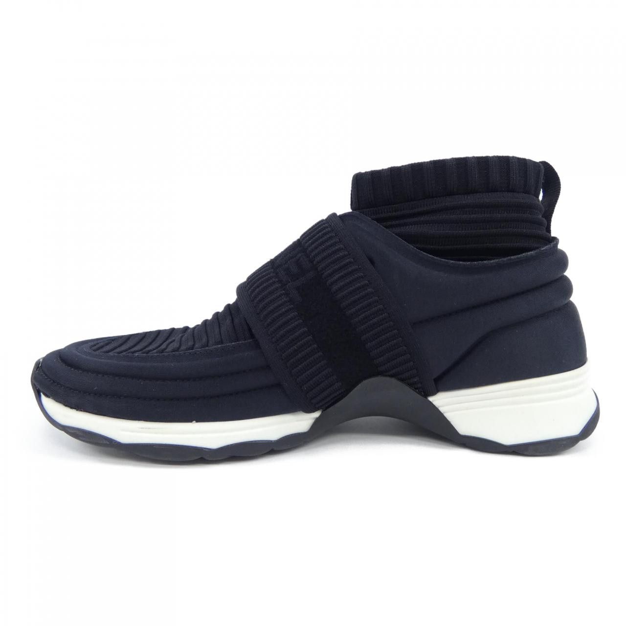 Chanel Chanel Chanel Sneakers Leather Shoes DUTY FREE for USA Size ONE SIZE - 2 Thumbnail