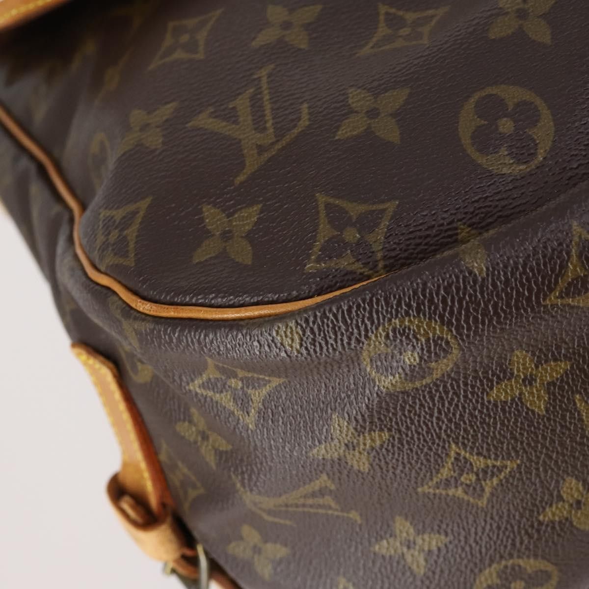 Louis Vuitton Louis Vuitton Saumur Handbag Monogram Canvas Size ONE SIZE - 9 Thumbnail