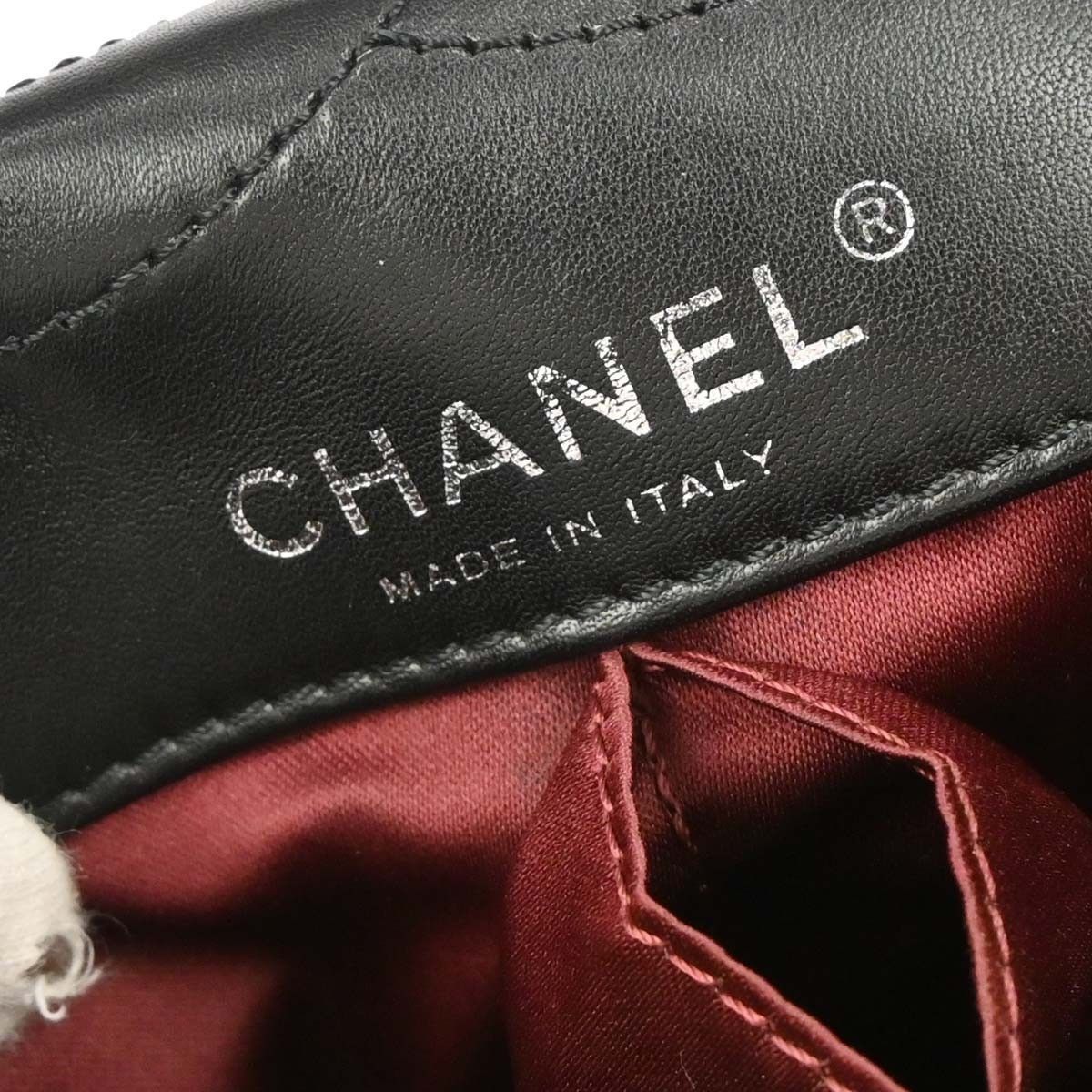 Chanel Chanel Lucky Symbols Flap Bag Embossed Patent Size ONE SIZE - 5 Thumbnail