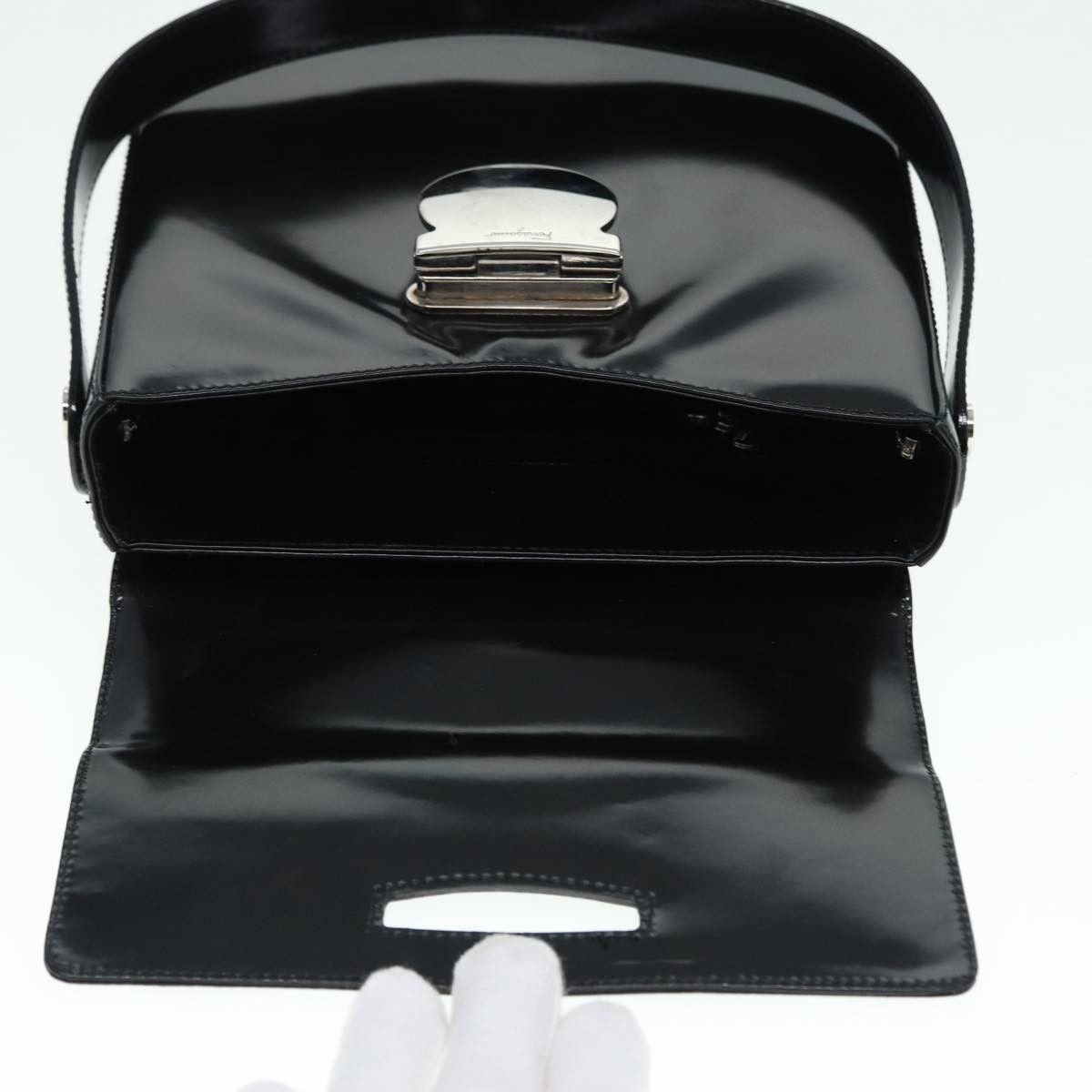 Salvatore Ferragamo Salvatore Ferragamo Gancini handbag Patent leather Size ONE SIZE - 17 Thumbnail