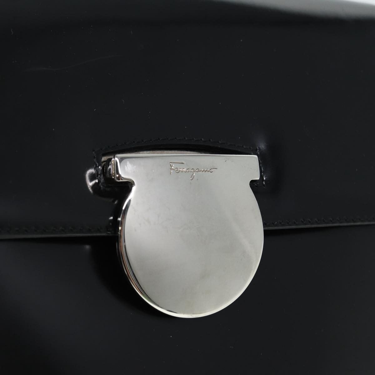 Salvatore Ferragamo Salvatore Ferragamo Gancini handbag Patent leather Size ONE SIZE - 12 Thumbnail