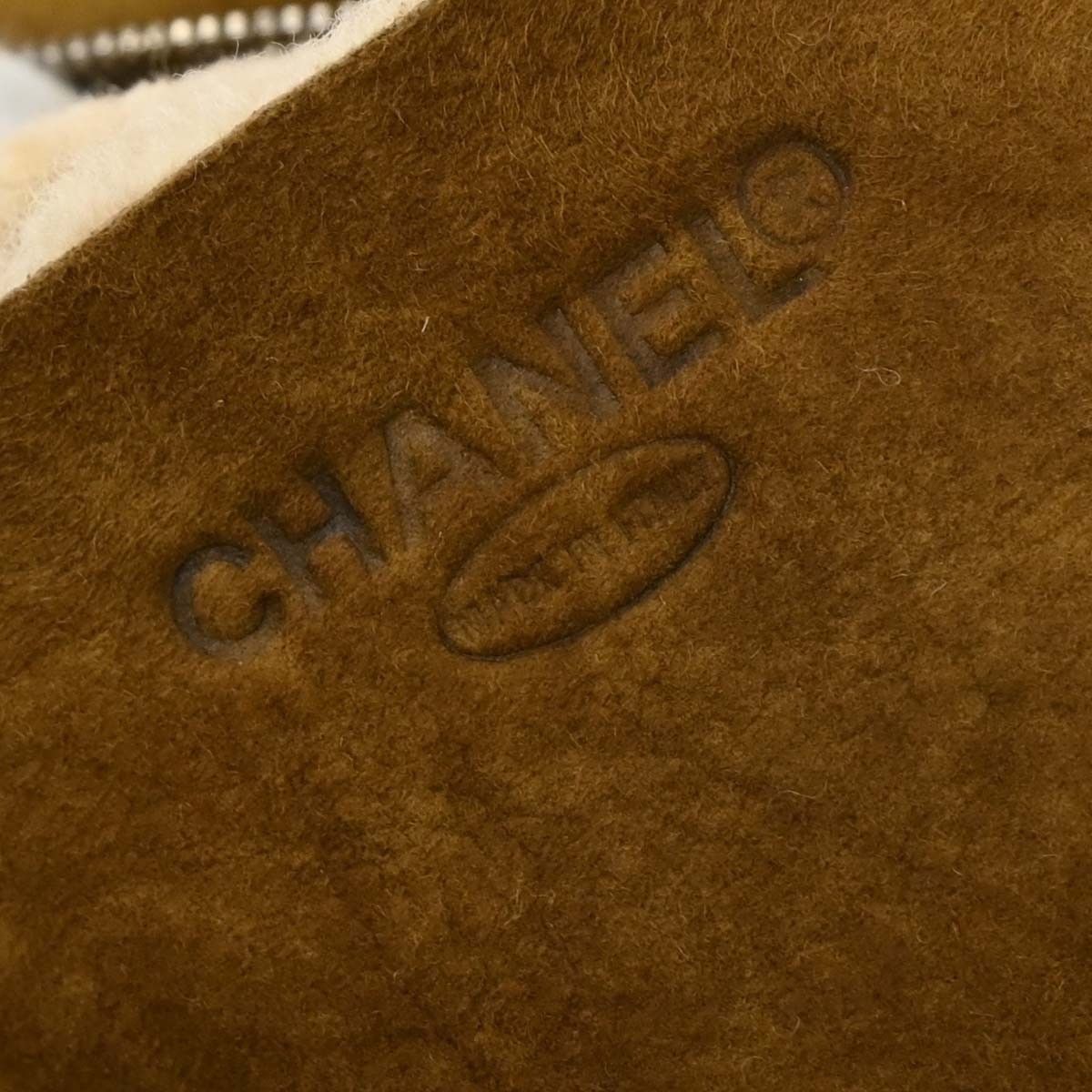 Chanel Chanel Flap Shoulder Bag Shearling and Suede Size ONE SIZE - 4 Thumbnail
