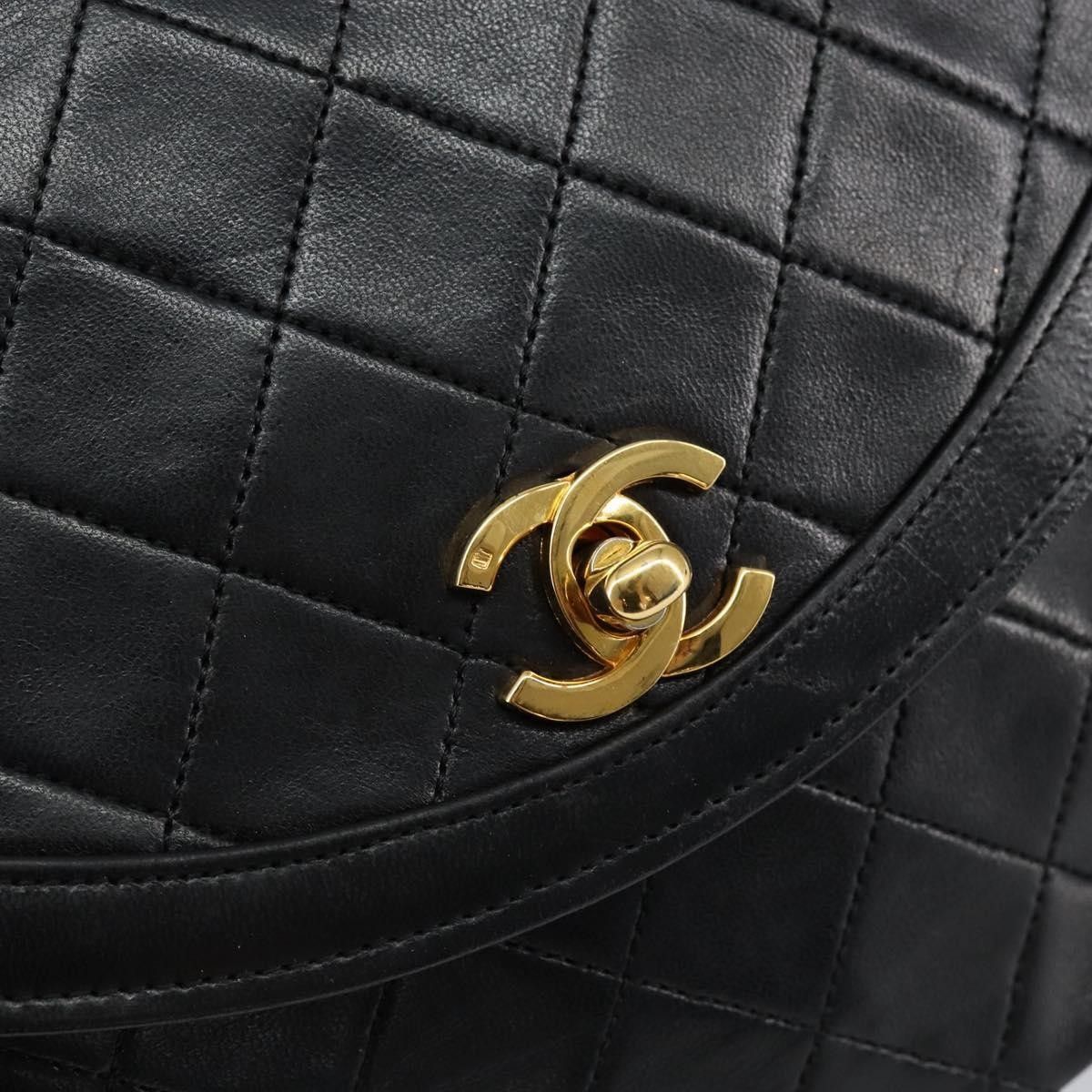 Chanel Chanel Vintage Round Flap Bag Quilted Lambskin Size ONE SIZE - 13 Thumbnail