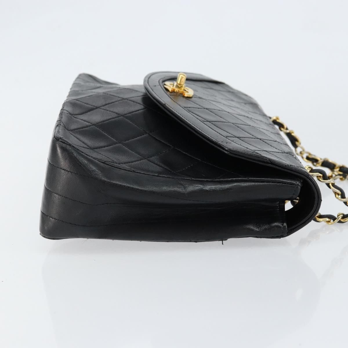 Chanel Chanel Vintage Round Flap Bag Quilted Lambskin Size ONE SIZE - 3 Thumbnail