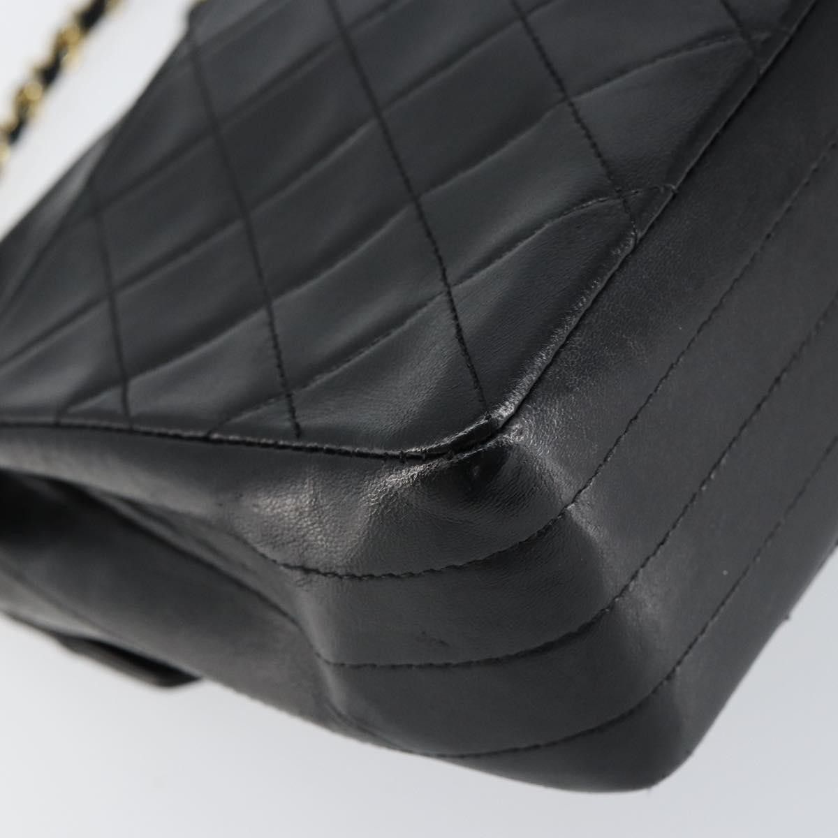 Chanel Chanel Vintage Round Flap Bag Quilted Lambskin Size ONE SIZE - 10 Thumbnail