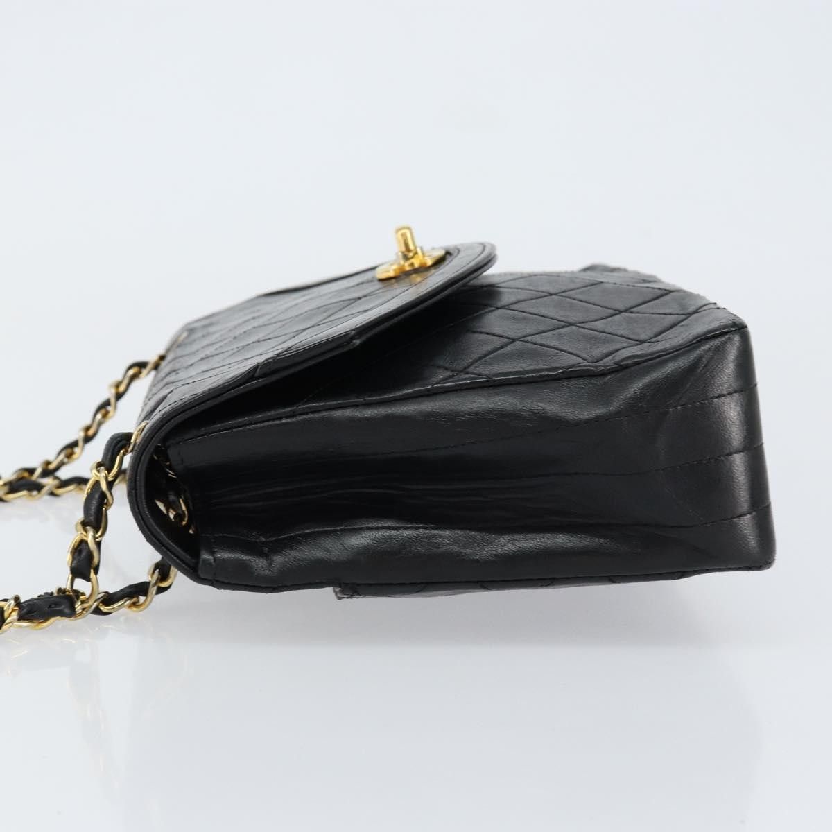 Chanel Chanel Vintage Round Flap Bag Quilted Lambskin Size ONE SIZE - 4 Thumbnail