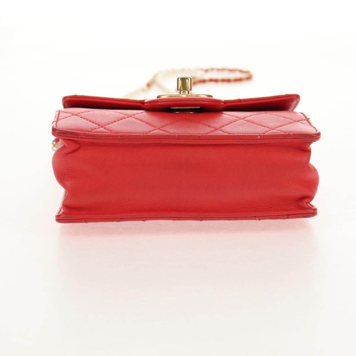 Chanel Chanel Pearl Chain Flap Bag Quilted Lambskin Size ONE SIZE - 22 Thumbnail