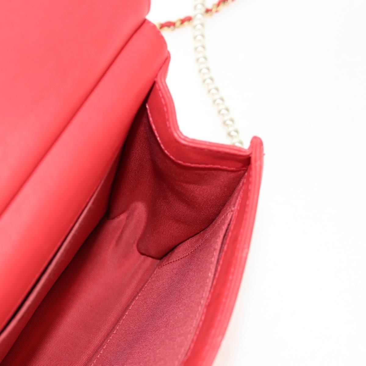 Chanel Chanel Pearl Chain Flap Bag Quilted Lambskin Size ONE SIZE - 20 Thumbnail
